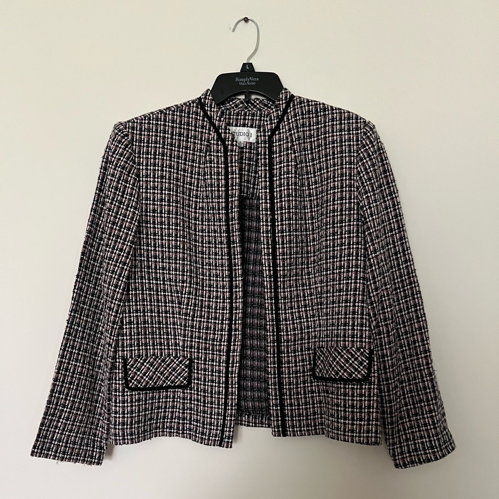 Chic Studio I Black and Pink Tweed Open Front Jacket Size M.